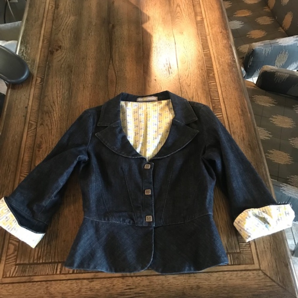 Absolutely Adorable Jean jacket